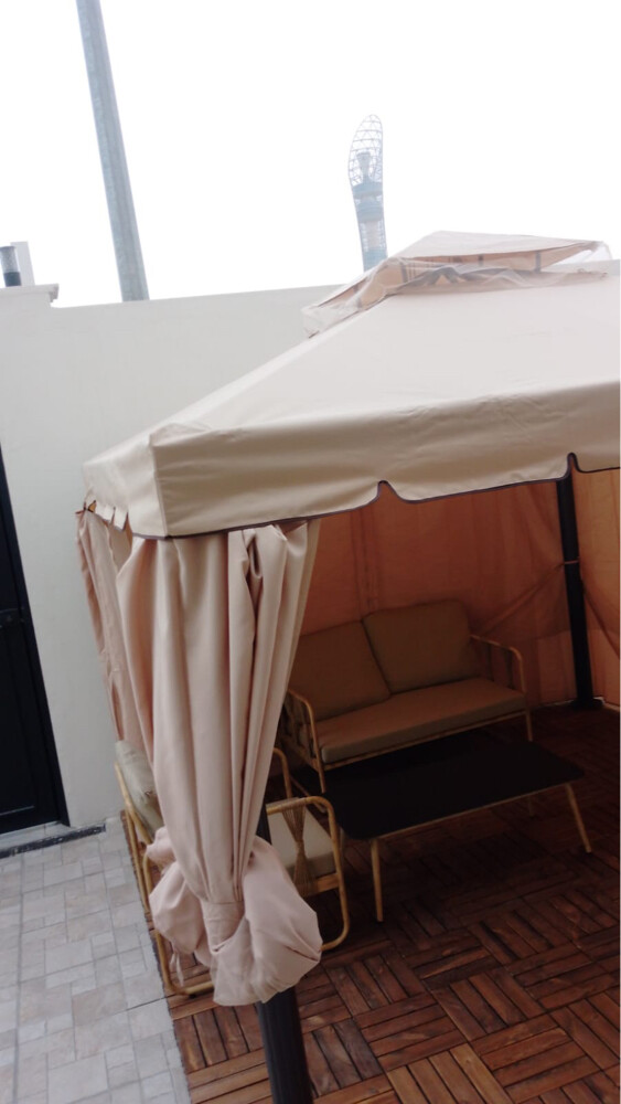 Tents, chairs and floors - 3