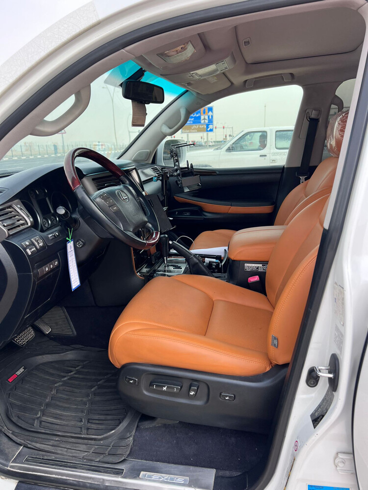 For sale lexuse LX570 - 2