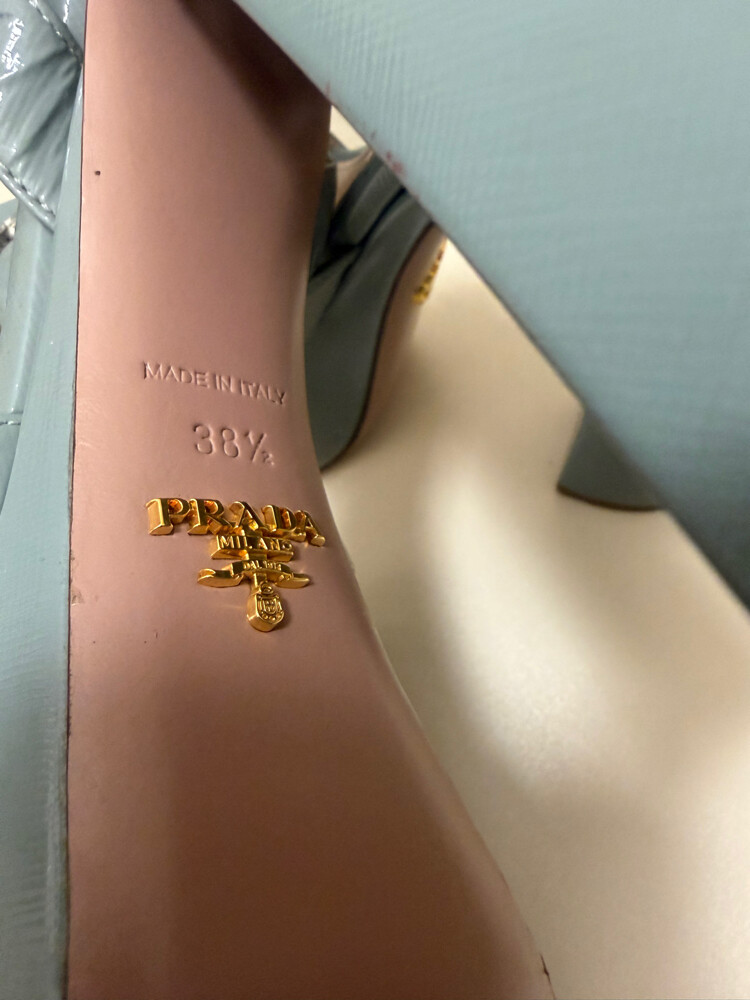 pre-owned - 4