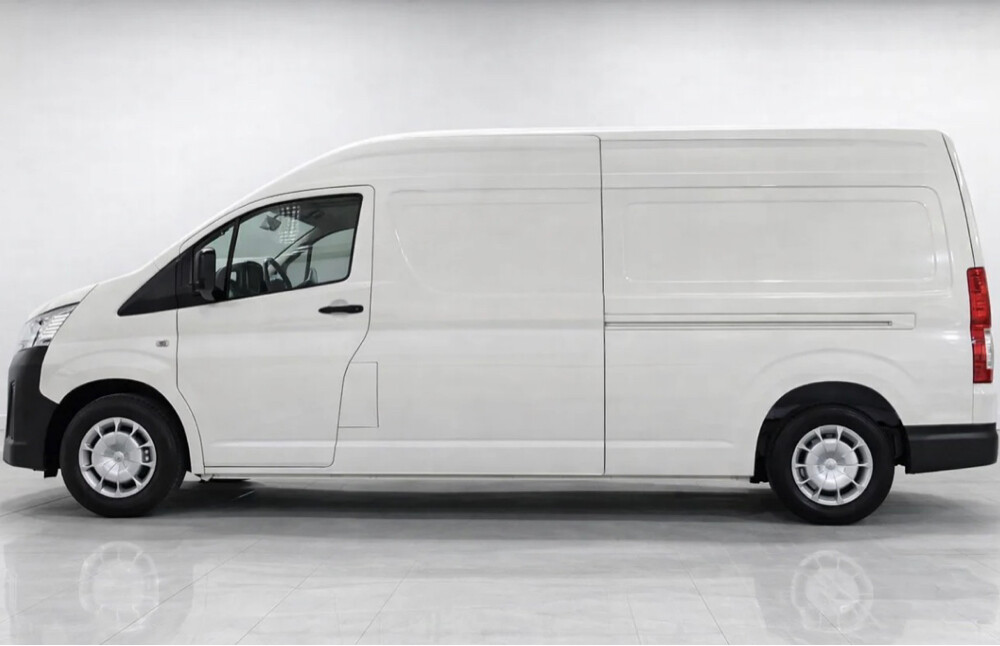 Toyota cargo van - 2