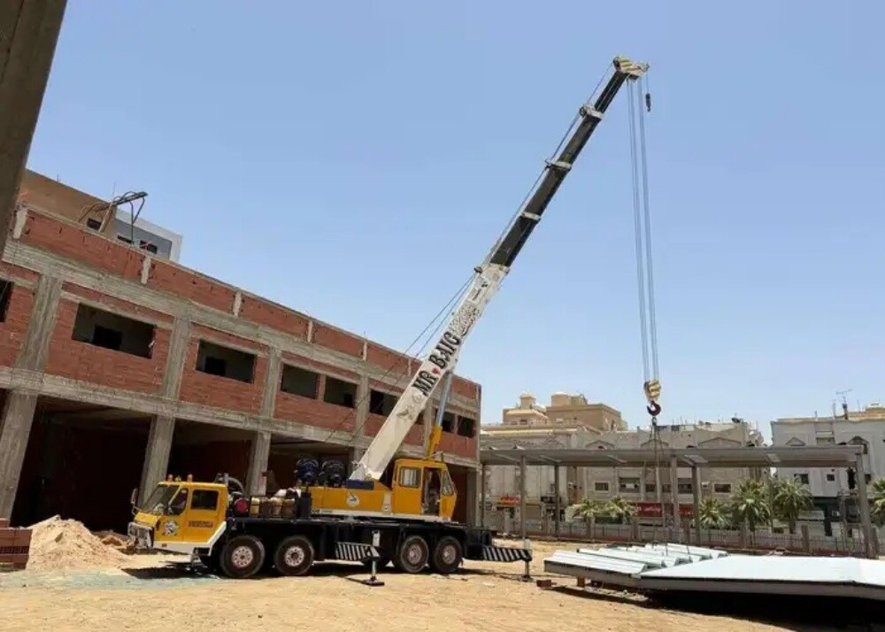 Looking for Heavy Lifting work - 1