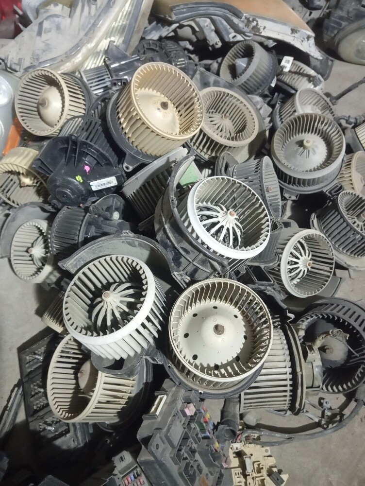discount on car scrap part 33385628 - 8