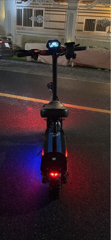 Or trade for a PS5)Scooter for sale - 4
