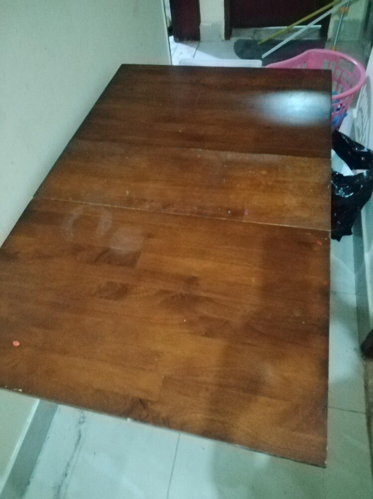 dinner table - 3