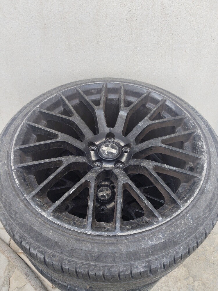 Rims for American cars in good cond - 1