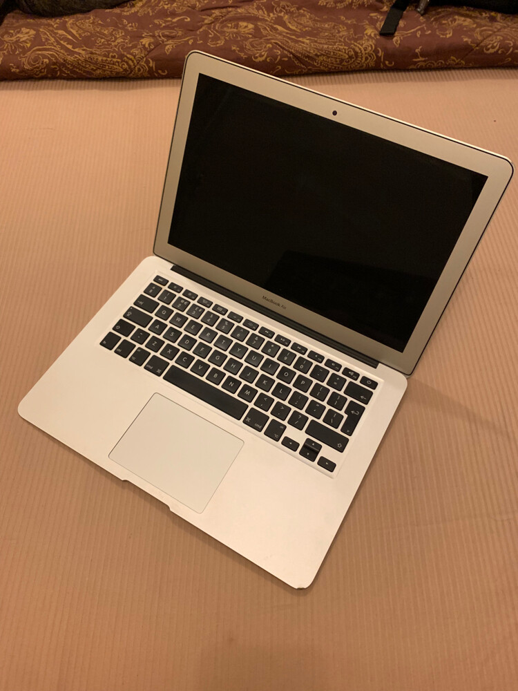 MacBook Air 13” 128GB (2017 Model) - 2