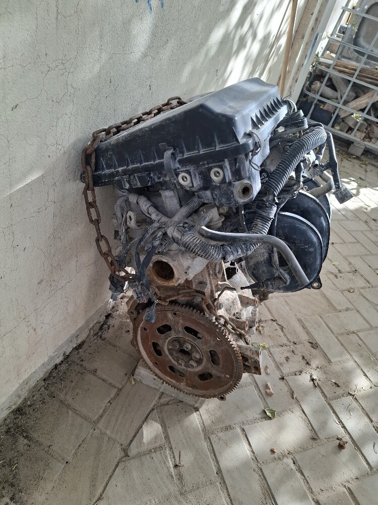 دايهاتسو سيريون - 6