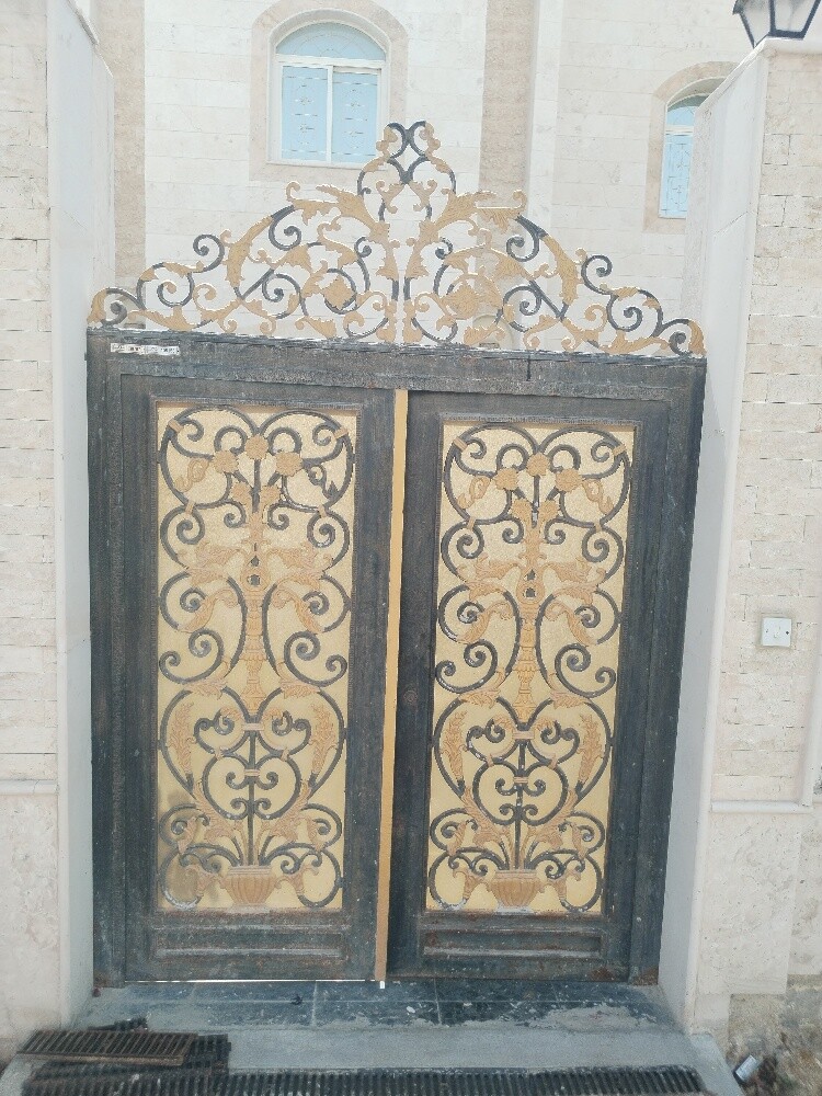 صبغ الأبواب الحديد - 2