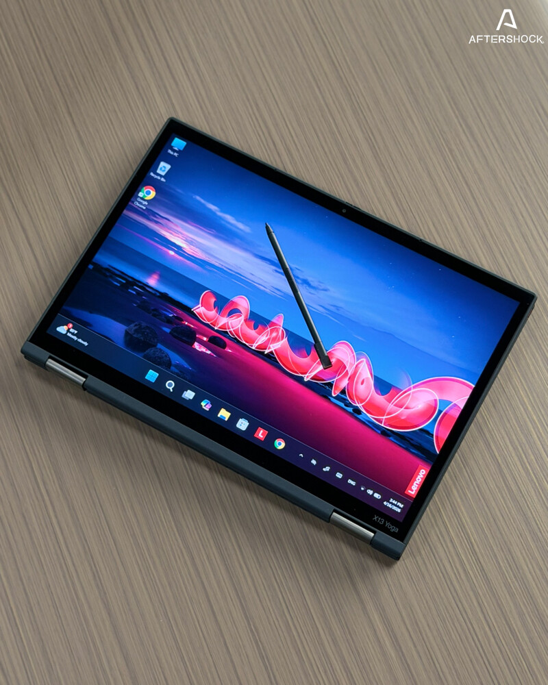 Lenovo ThinkPad X13 YOGA - 3