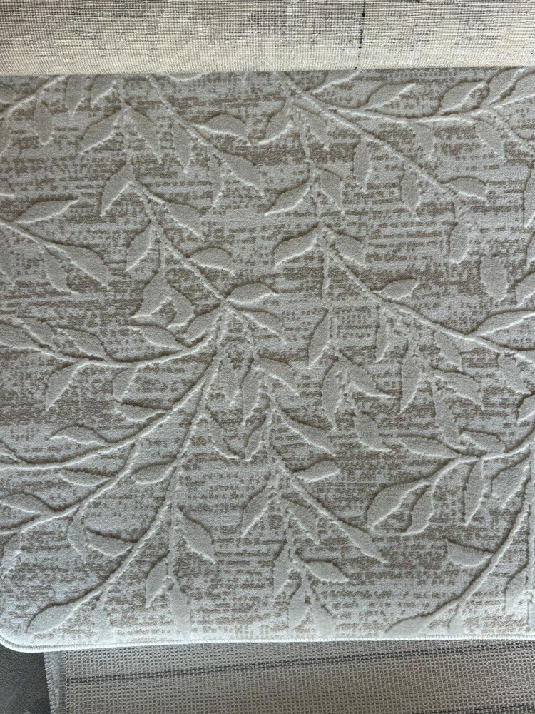 Carpet flooring. - 24