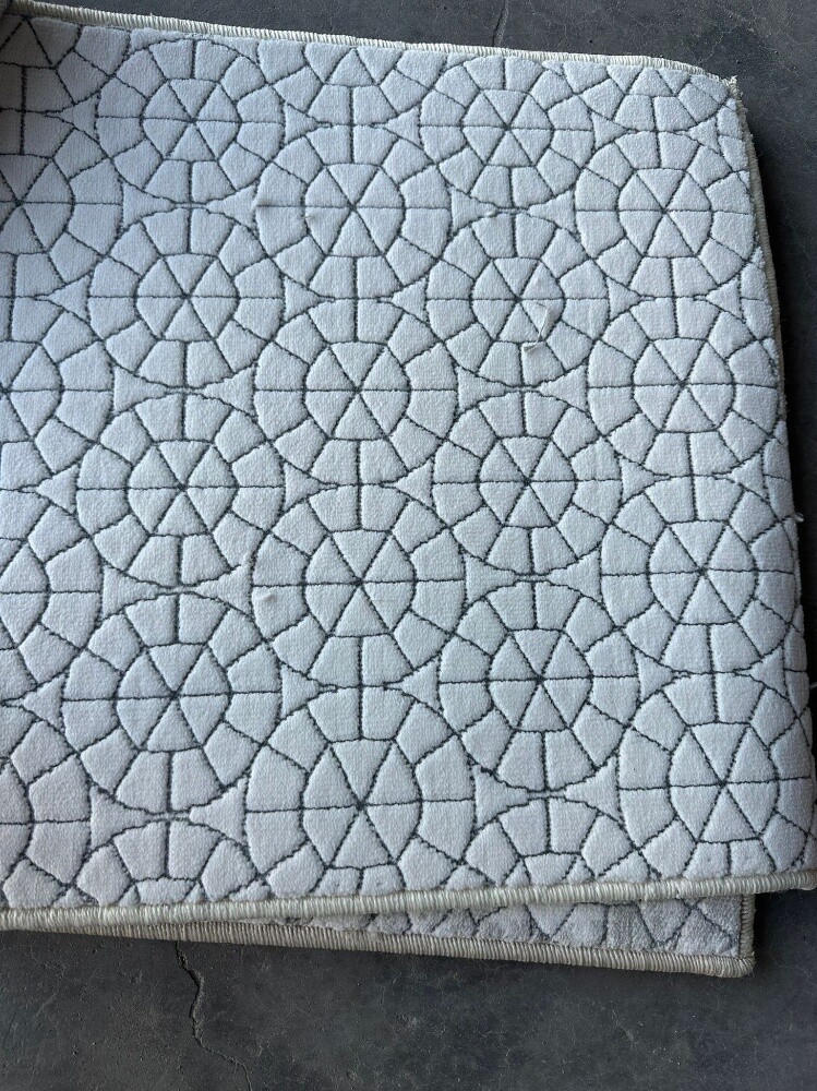 Carpet flooring. - 15