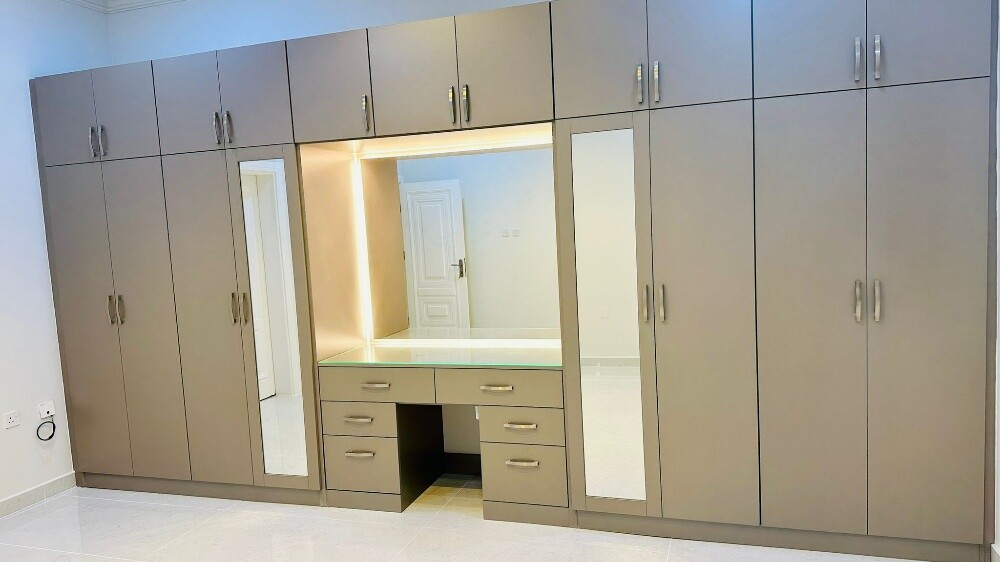 cabinet - 6