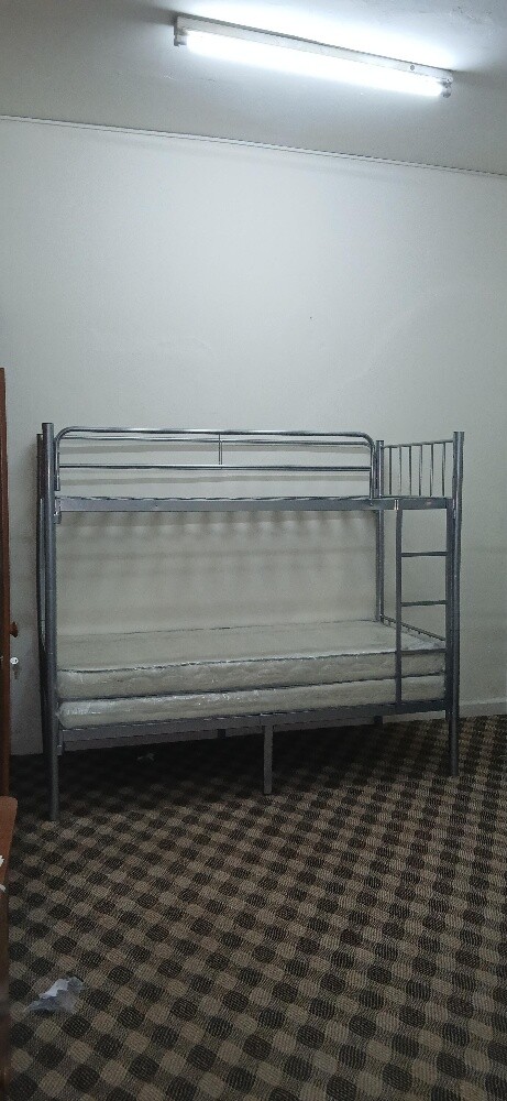 bad mattress cabinet - 18