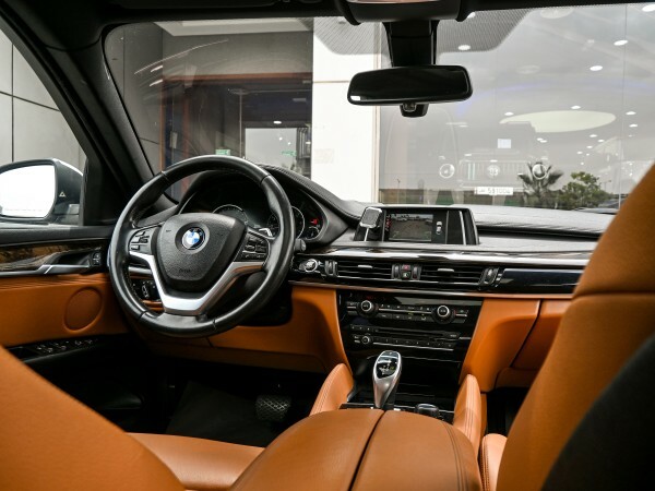 BMW X6 35i - 9