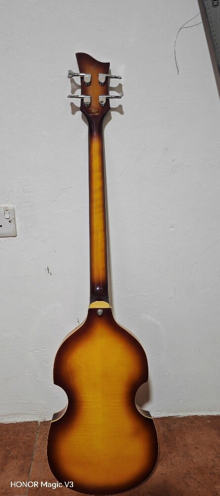heritage bass guitar - 2