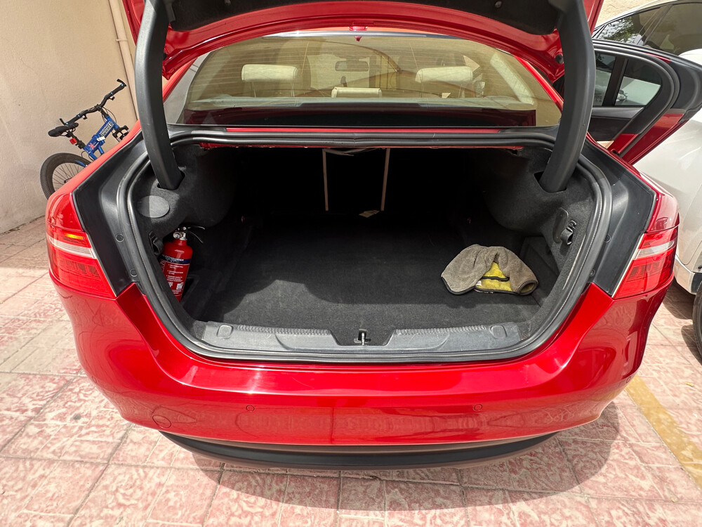 Jaguar xe Prestige 2016 - 5