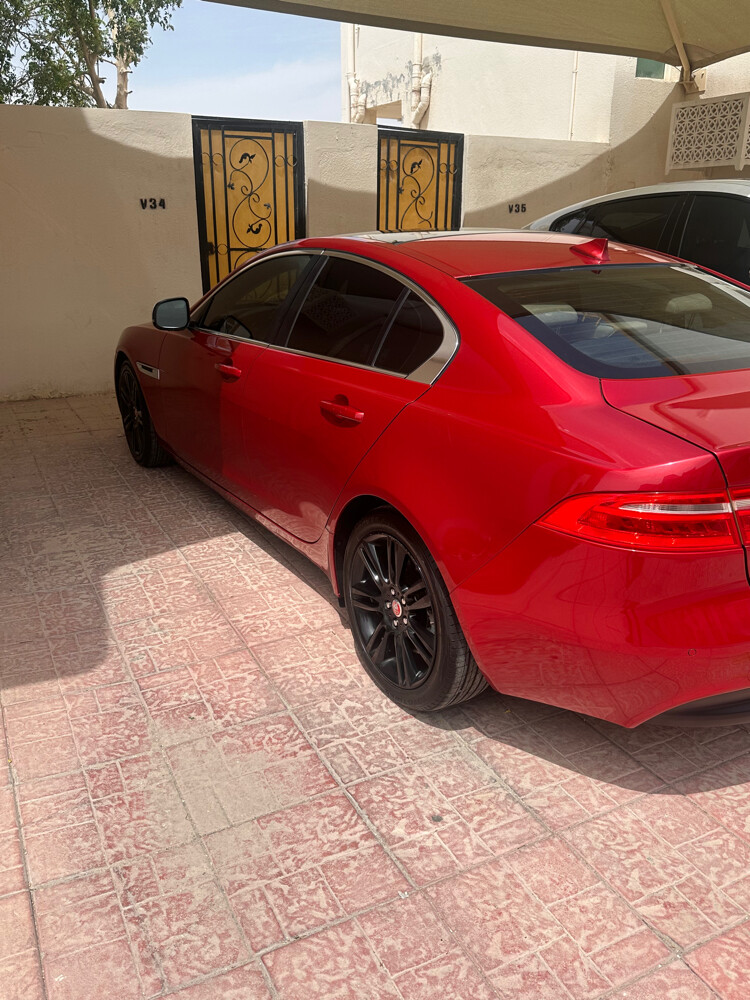 Jaguar xe Prestige 2016 - 6