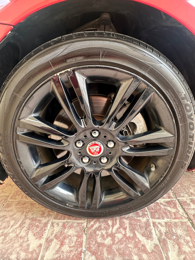 Jaguar xe Prestige 2016 - 15