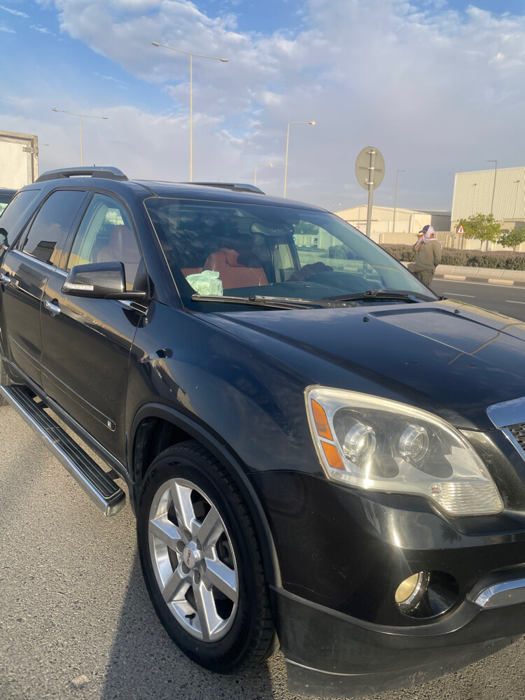 2009 GMC Acadia SLT, low mileage - 11