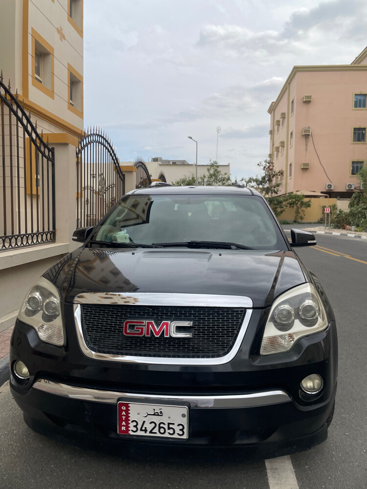 2009 GMC Acadia SLT, low mileage - 3