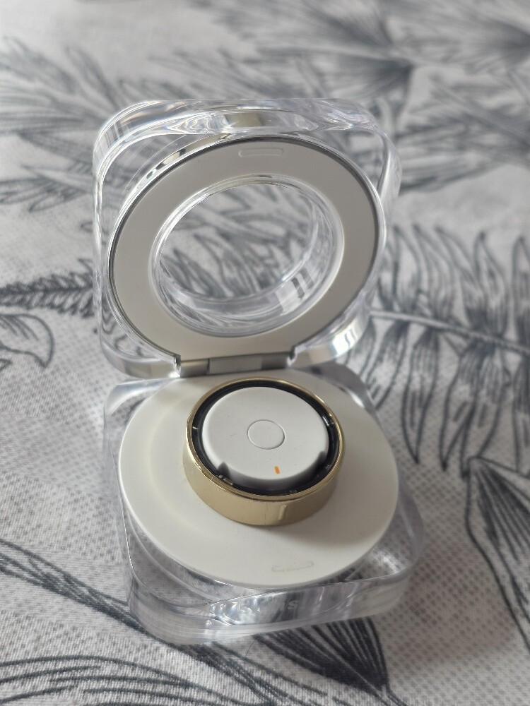 Samsung Ring titanium gold - 1