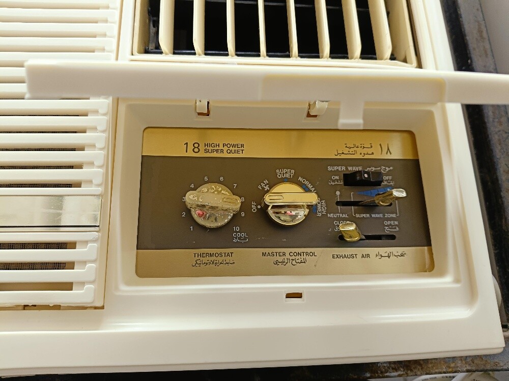 General window Ac - 4