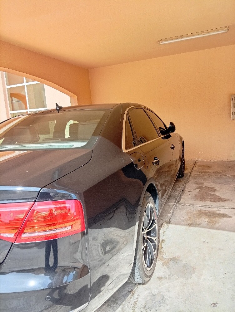 Audi A8 2012 - 4