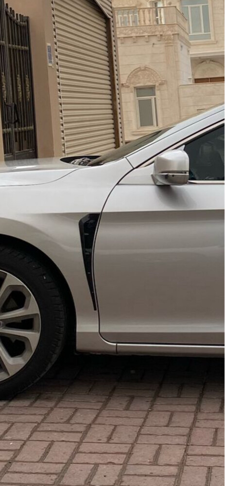 fender vent - 1