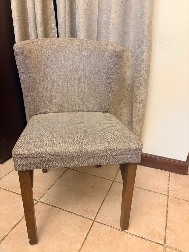 6 Dining table chairs - 1