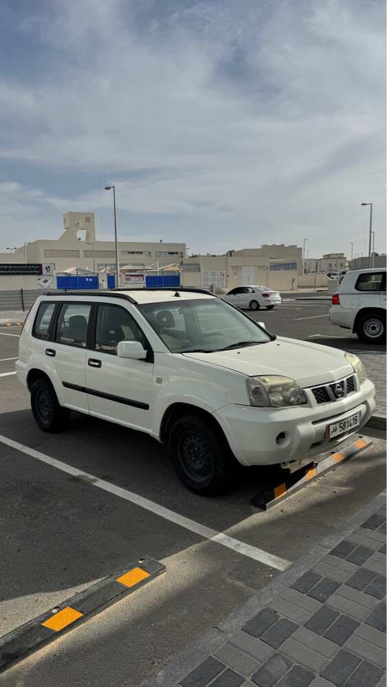 نيسان اكس تريل  - 7
