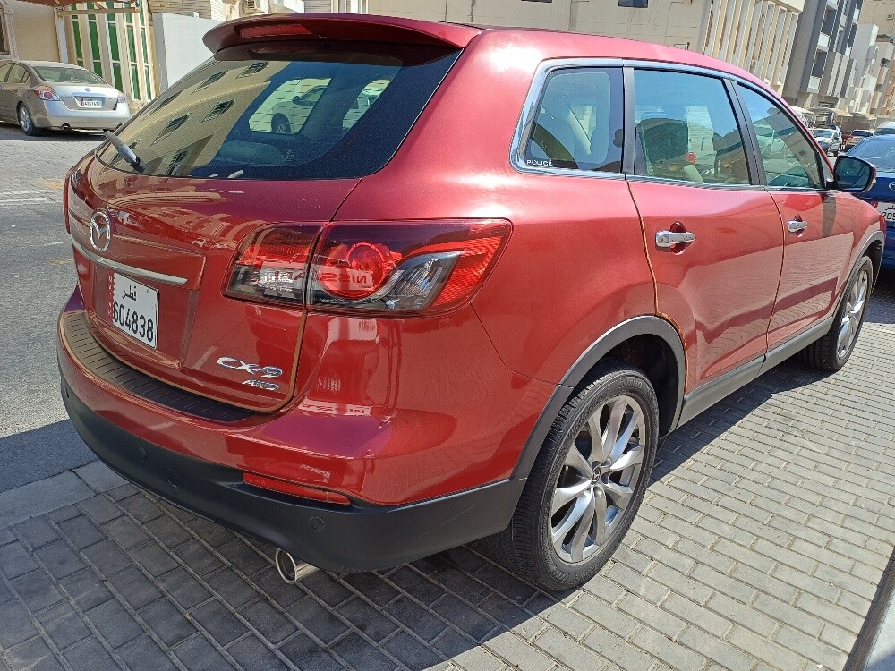 Mazda CX9. 2014. very good car - 2