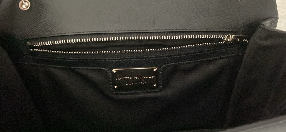 Original Ferragamo leather bag - 7