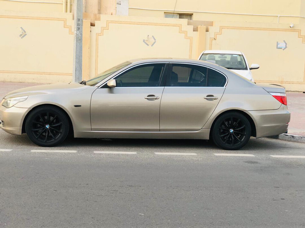 bmw 525i 2009 - 3