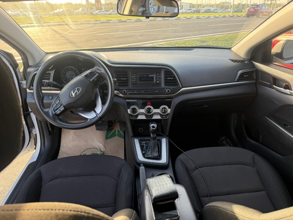 hyundai Elantra 2019 - 4