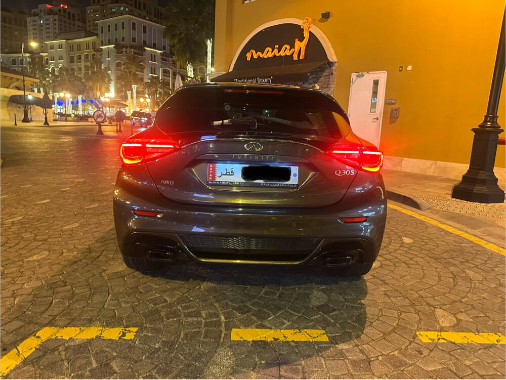 Infiniti Q30s (2.0T)  - 6