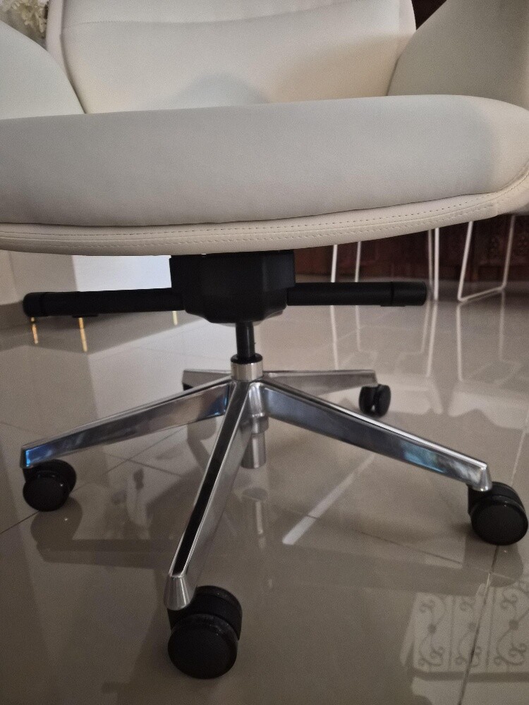 White leather office chair - 4