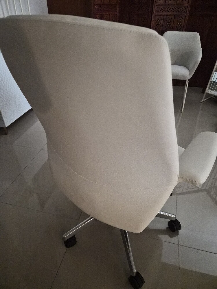 White leather office chair - 2