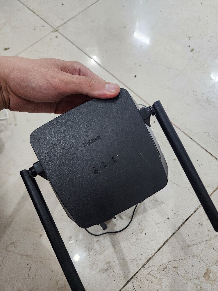 WI FI EXTENDER (high speed) - 1