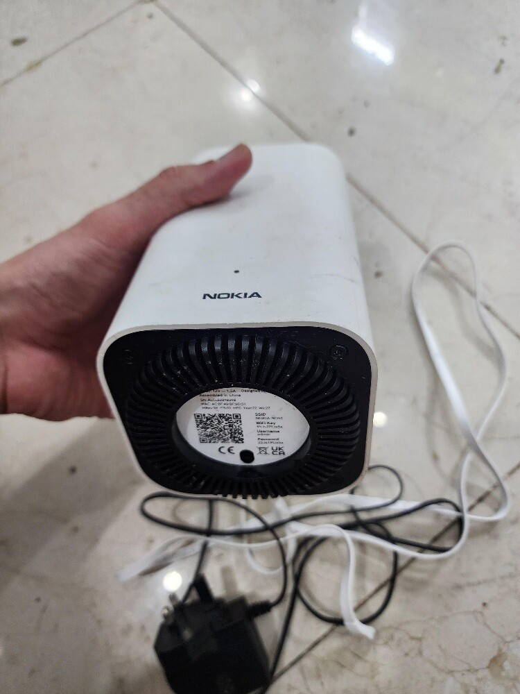 WiFi Router & Extender - 3