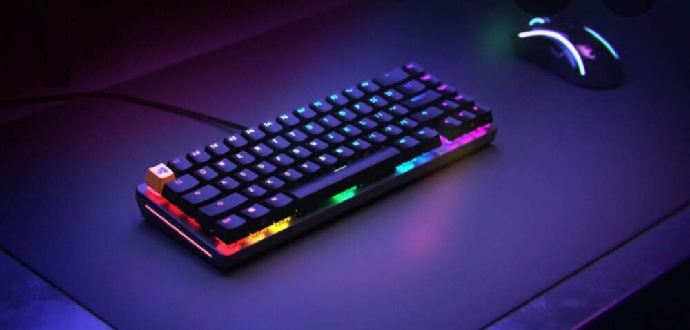 glorious gmmk 2 keyboard 65% - 1