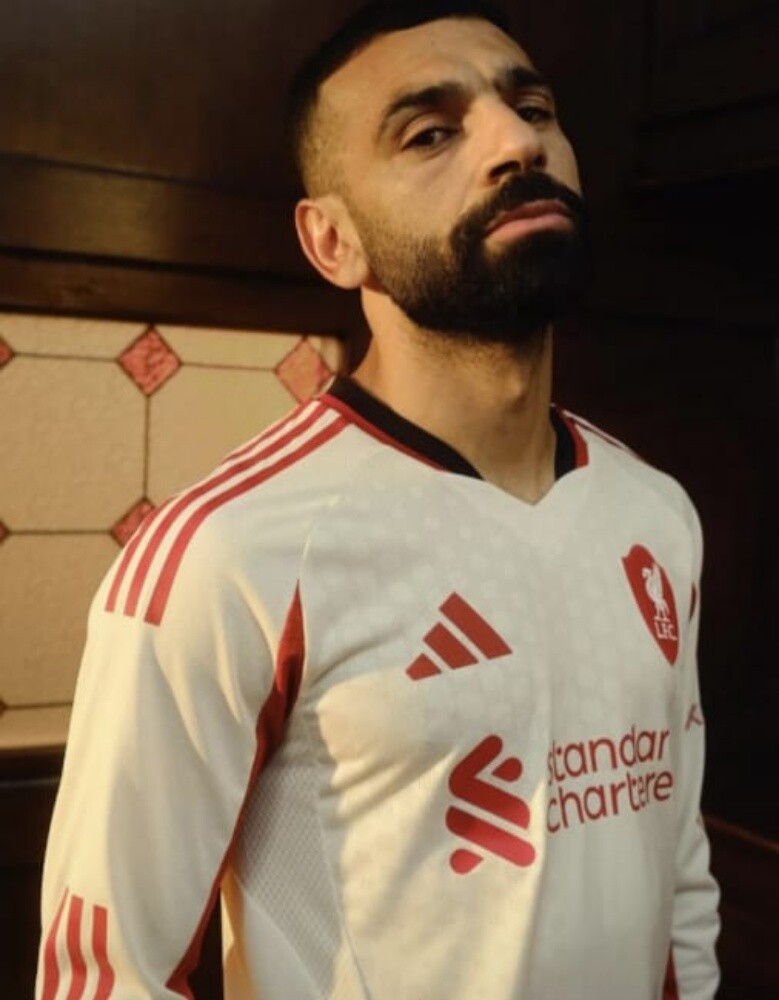 Liverpool football jersey - 1