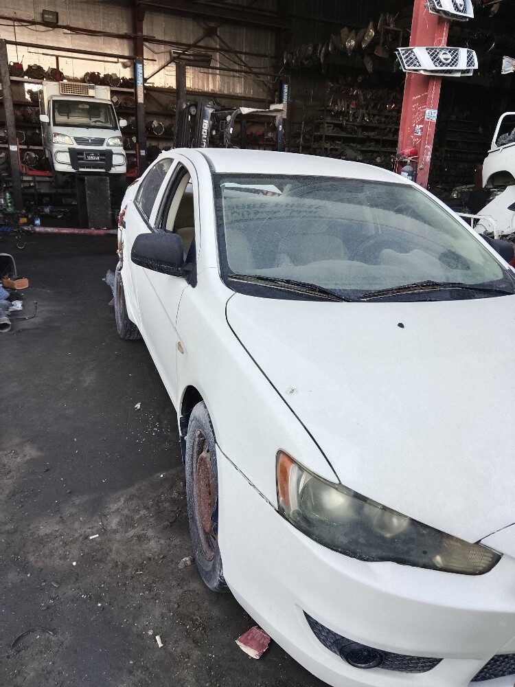 Mitsubishi lancer EX 2014 (parts) - 3