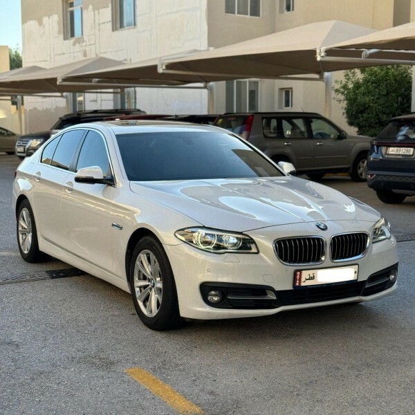 BMW 5-Series 520i 2016 Clean &Neat - 10