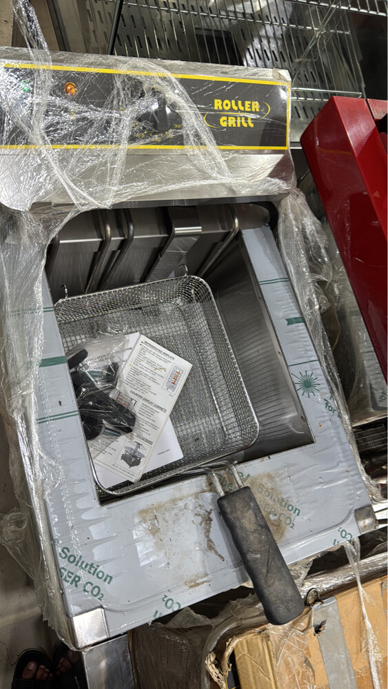 Electric Deep Fryer - 2