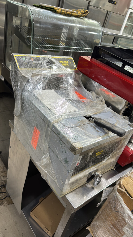 Electric Deep Fryer - 1