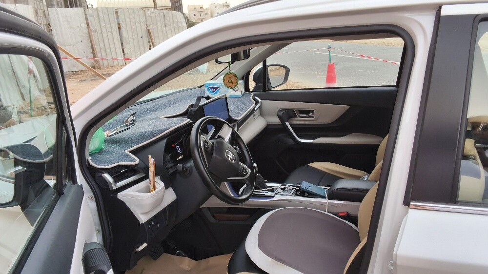 limousine - 2