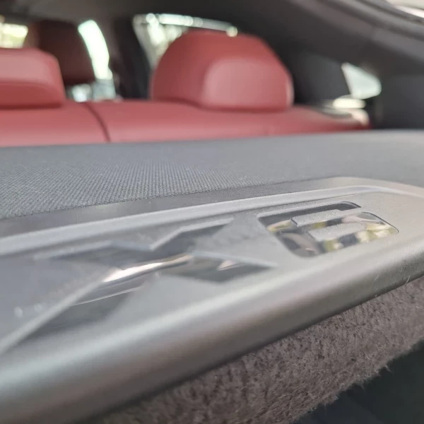 BMW X6 M 40i - 12