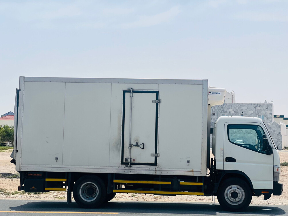 MITSUBISHI CANTER CHILLER 2022  - 2