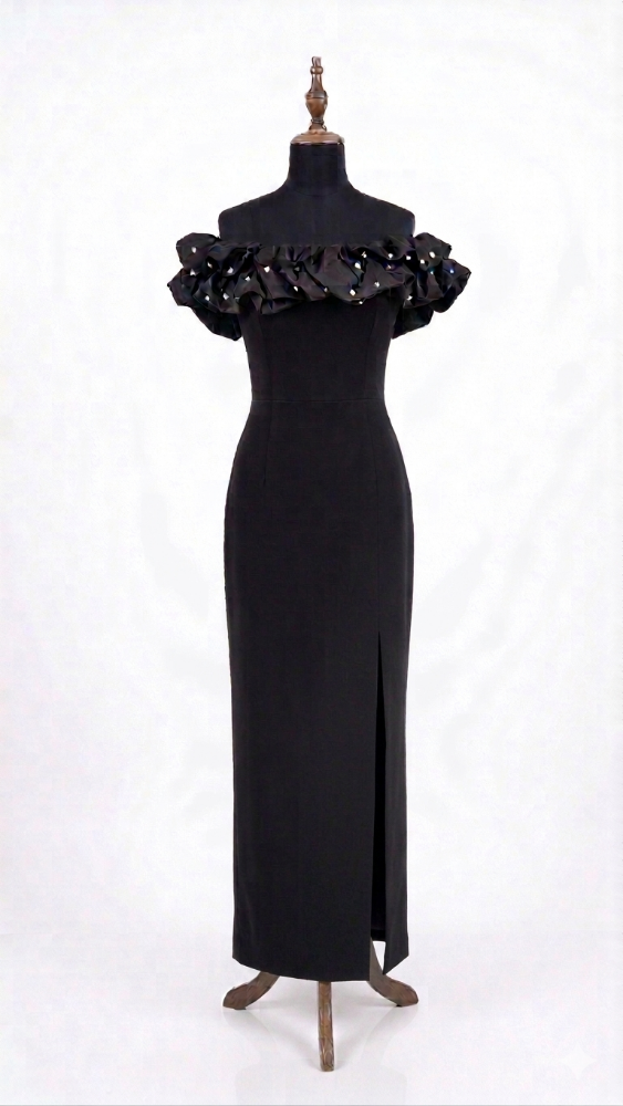 Special design dress worn for one t - 1