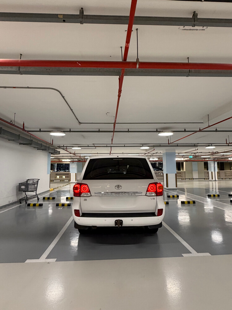 Land Cruiser G Standard White 2015 - 7